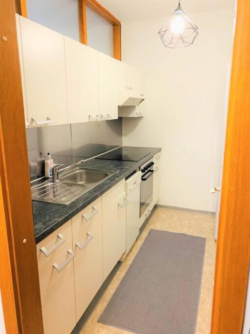 Charmante Wohnung In St. Peter. Graz Exteriör bild